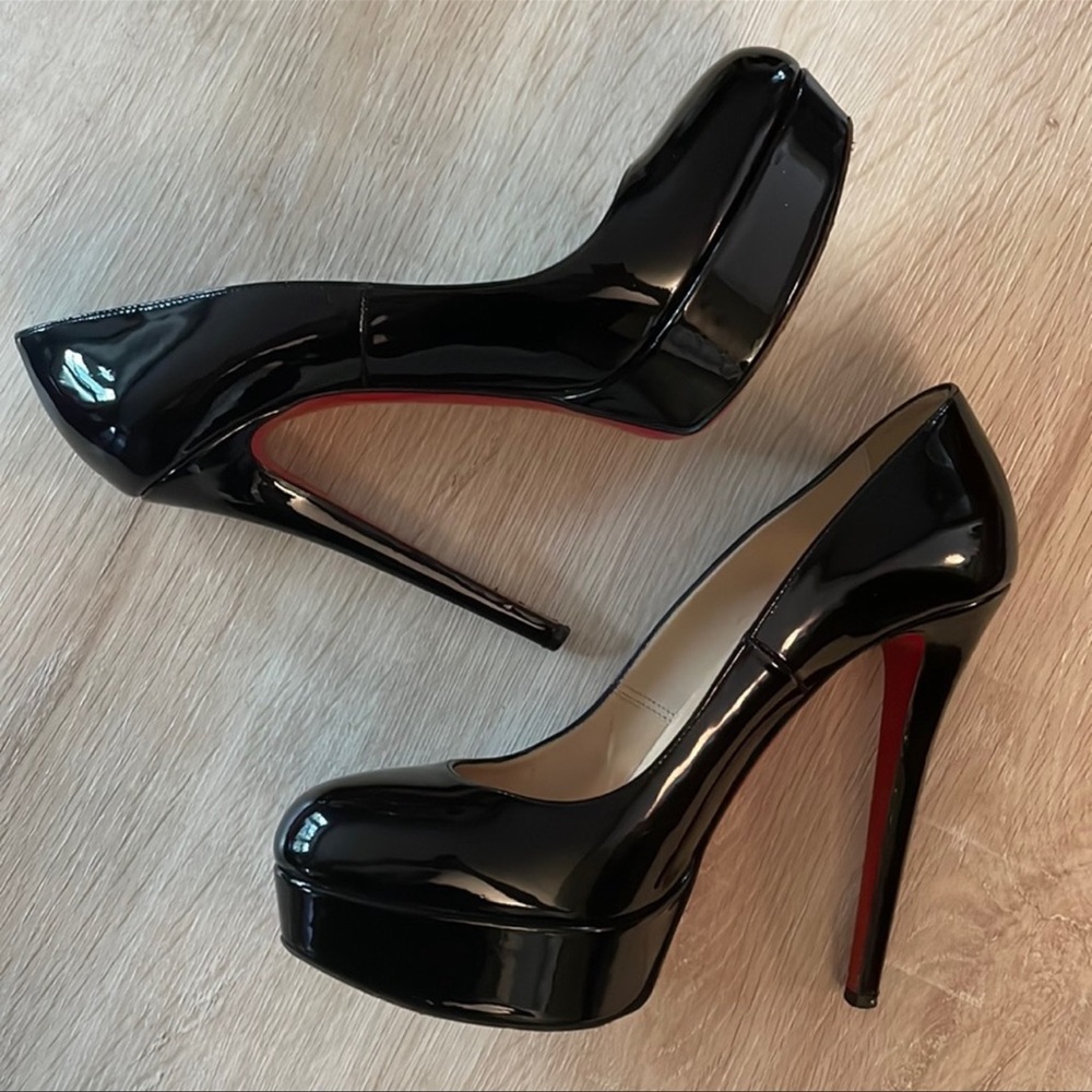 Louboutin Bianca 140MM Black Patent Leather 39